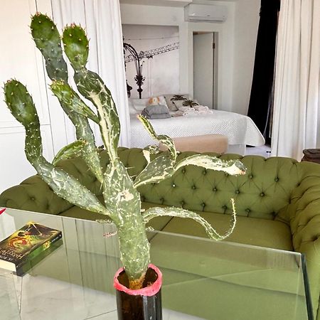 Çeşme Sato Design Hotel (Adults Only) מראה חיצוני תמונה