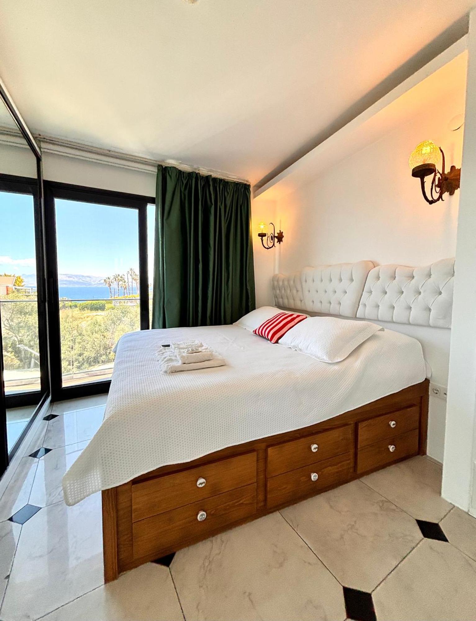 Çeşme Sato Design Hotel (Adults Only) חדר תמונה